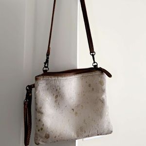 MYRA CROSSBODY